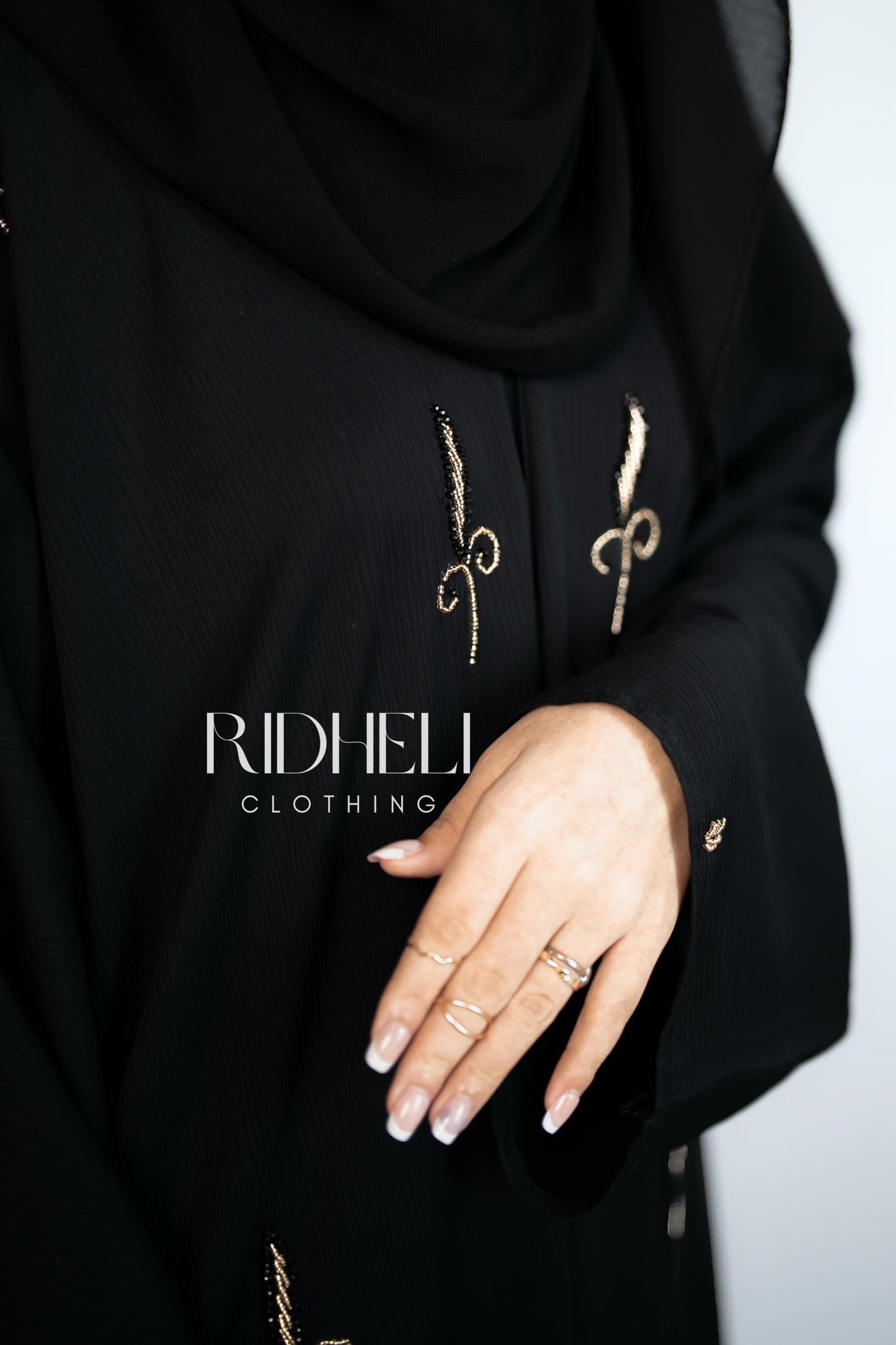 MAYER BLACK BEADED ABAYA