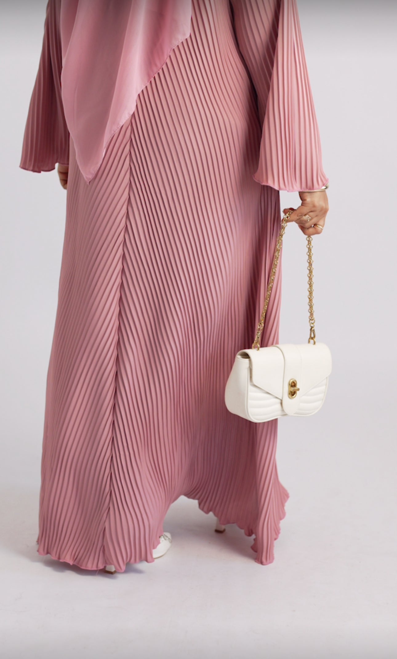 PINK PLEATED ABAYA