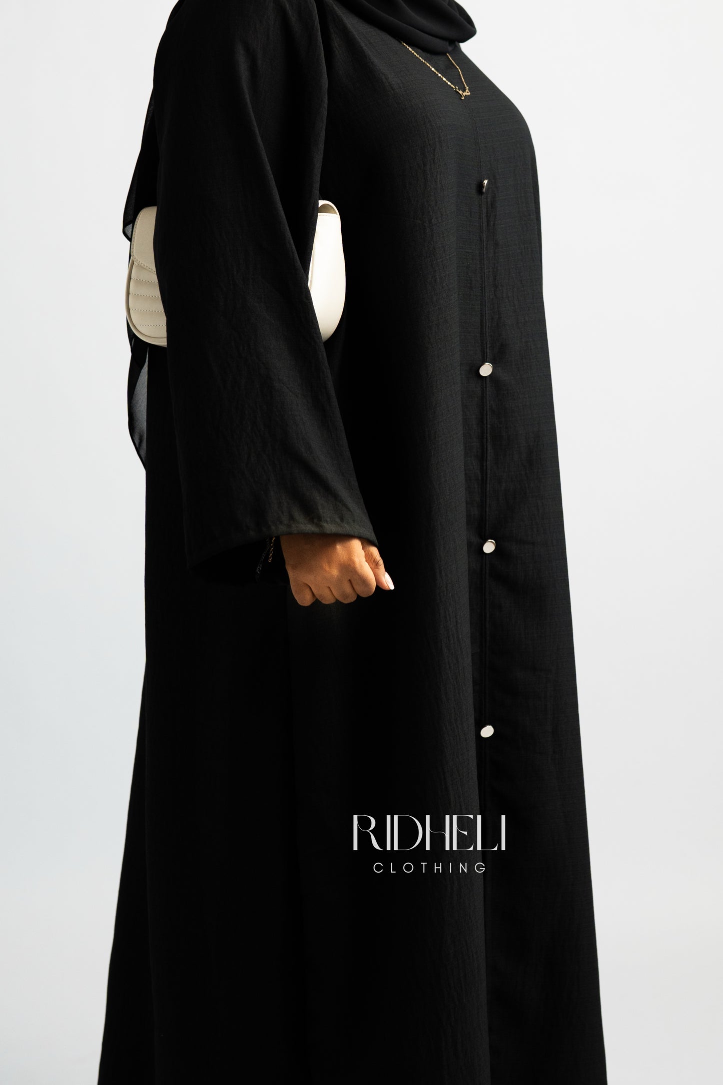 BLACK LINEN ABAYA