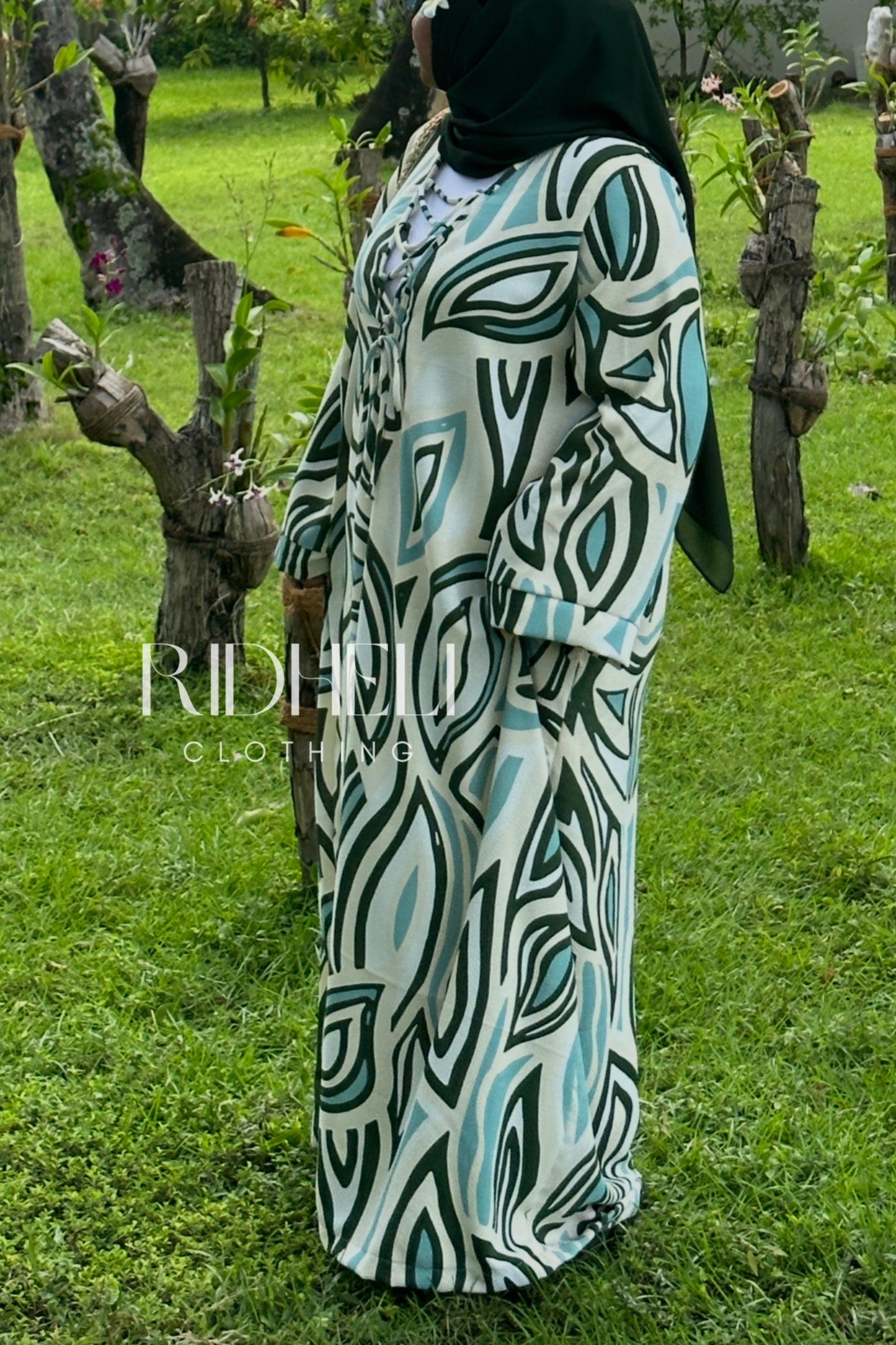 PATTERNED ABAYA