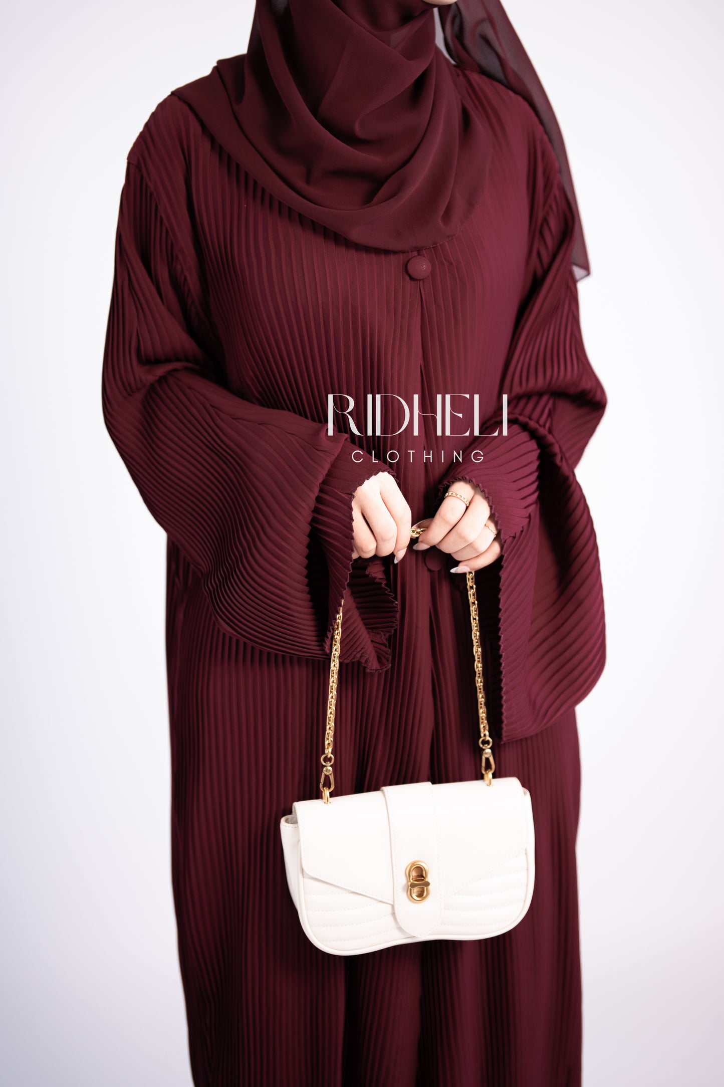 MAROON PLEATED ABAYA