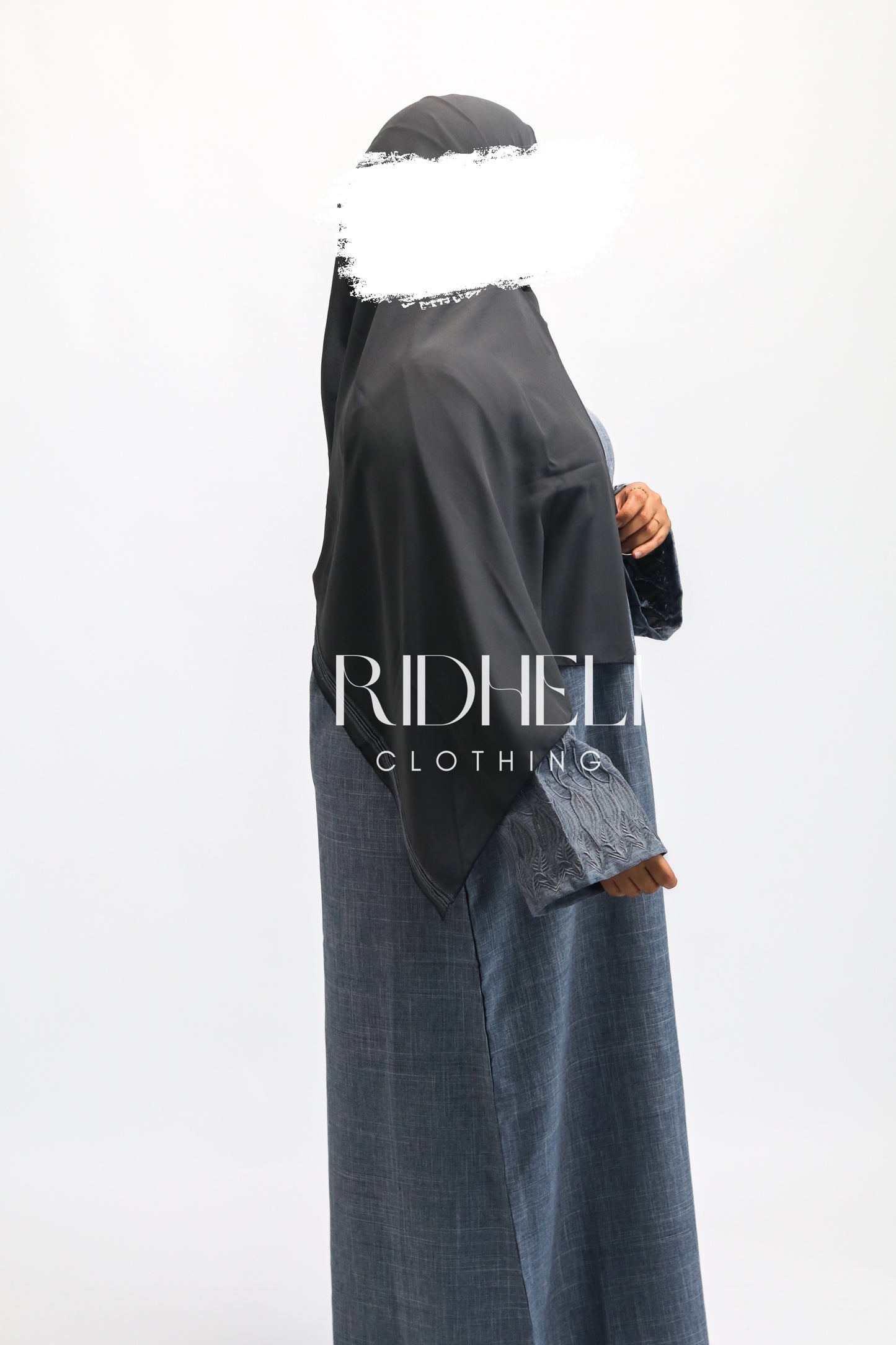 ALLYRA GRAY LINEN EMBROIDERY ABAYA