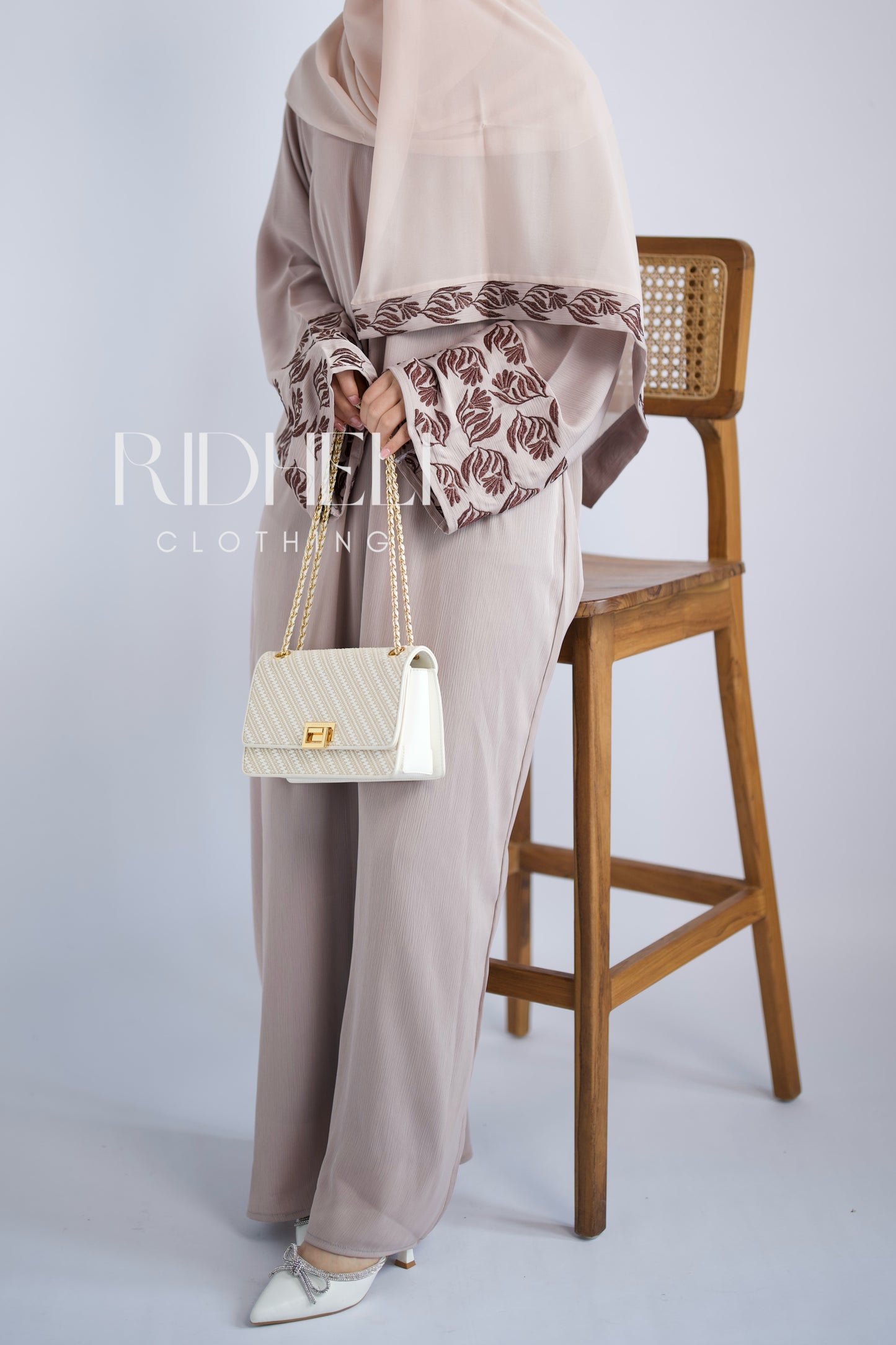 JANA CREAM EMBROIDERD ABAYA