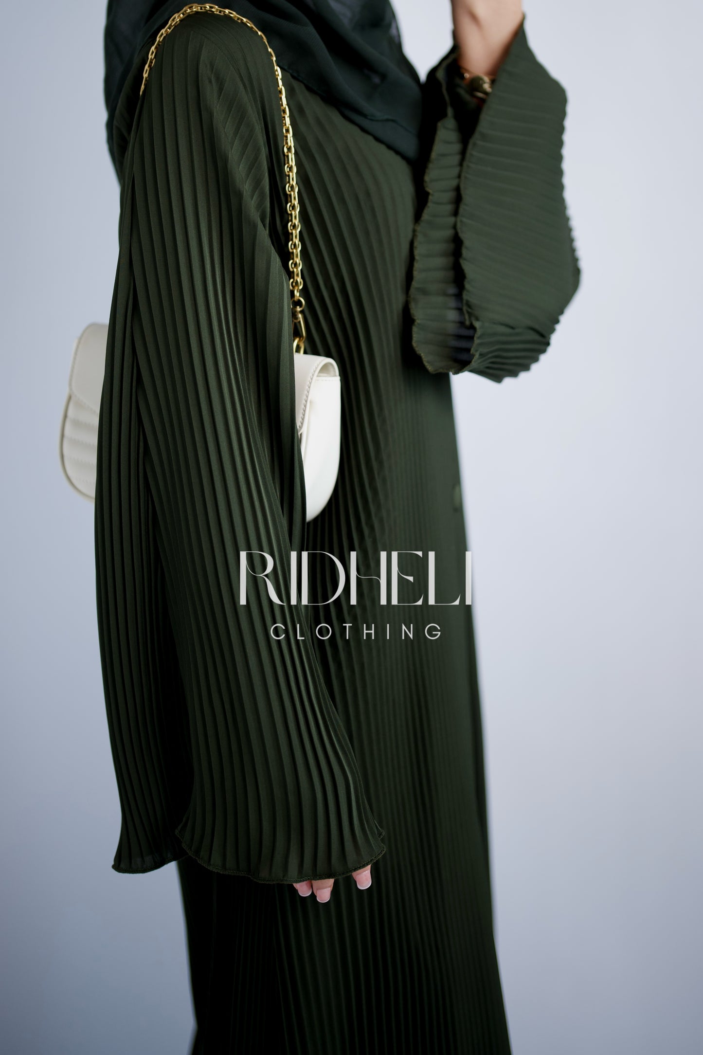 OLIVE GREEN PLEATED ABAYA