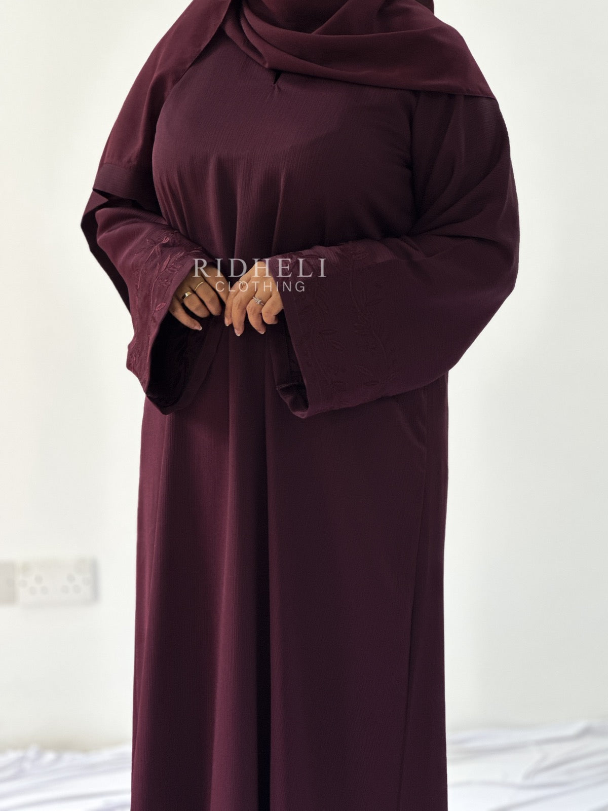 UMRA EMBROIDERY ABAYA