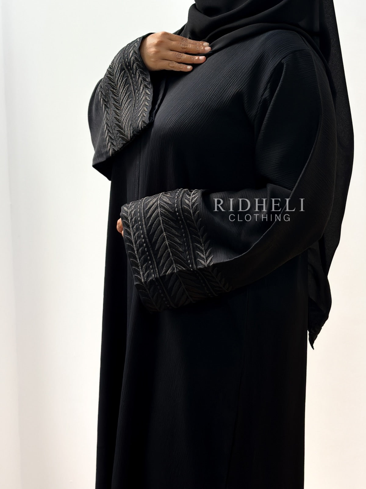 SHABA BLACK EMBROIDERY ABAYA