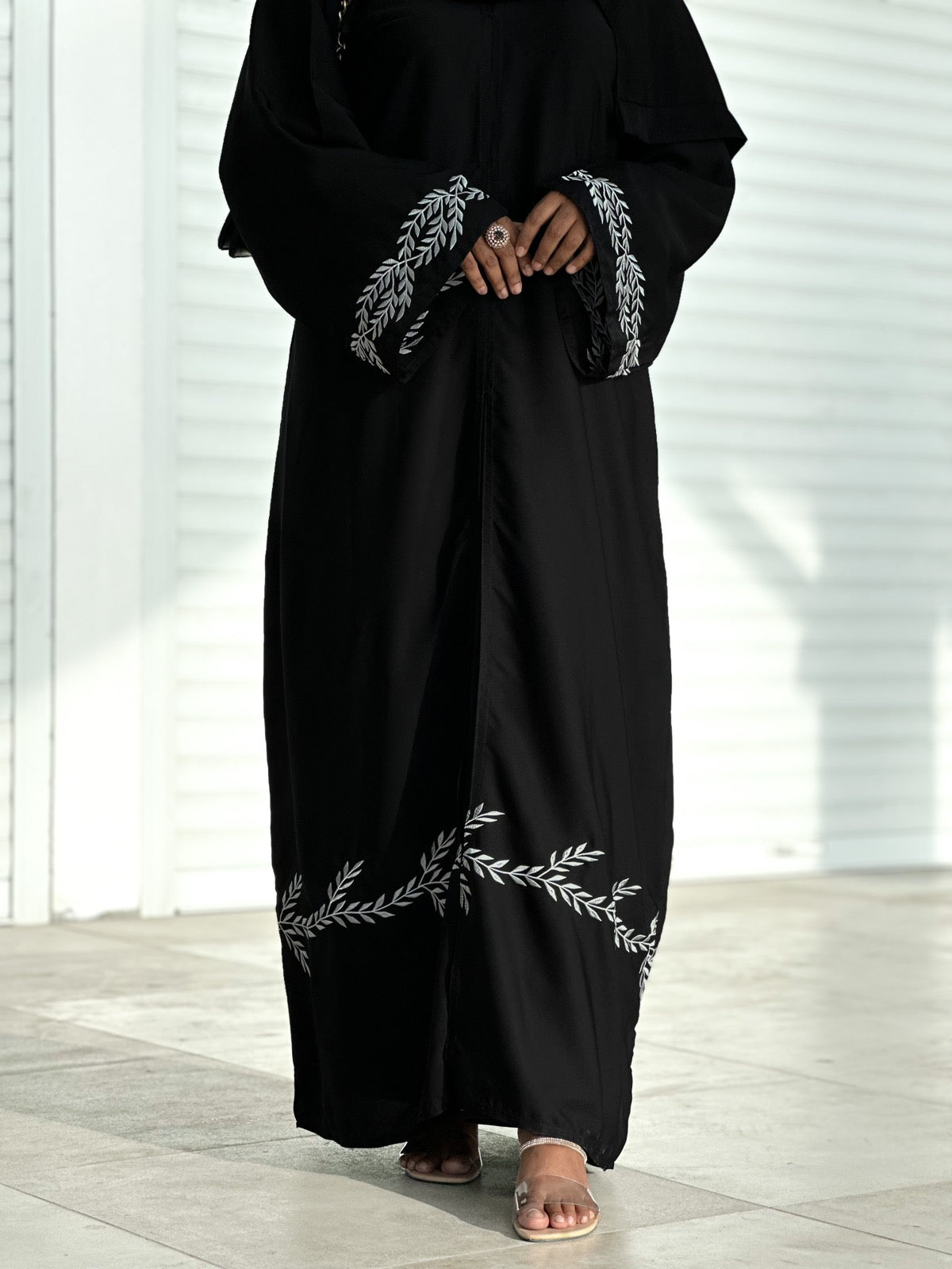 JUNOON EMBROIDERY ABAYA