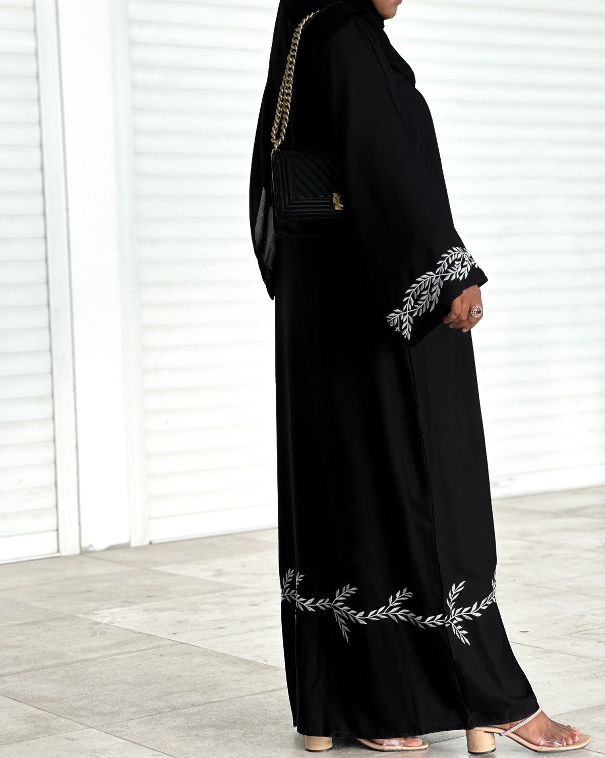 JUNOON EMBROIDERY ABAYA