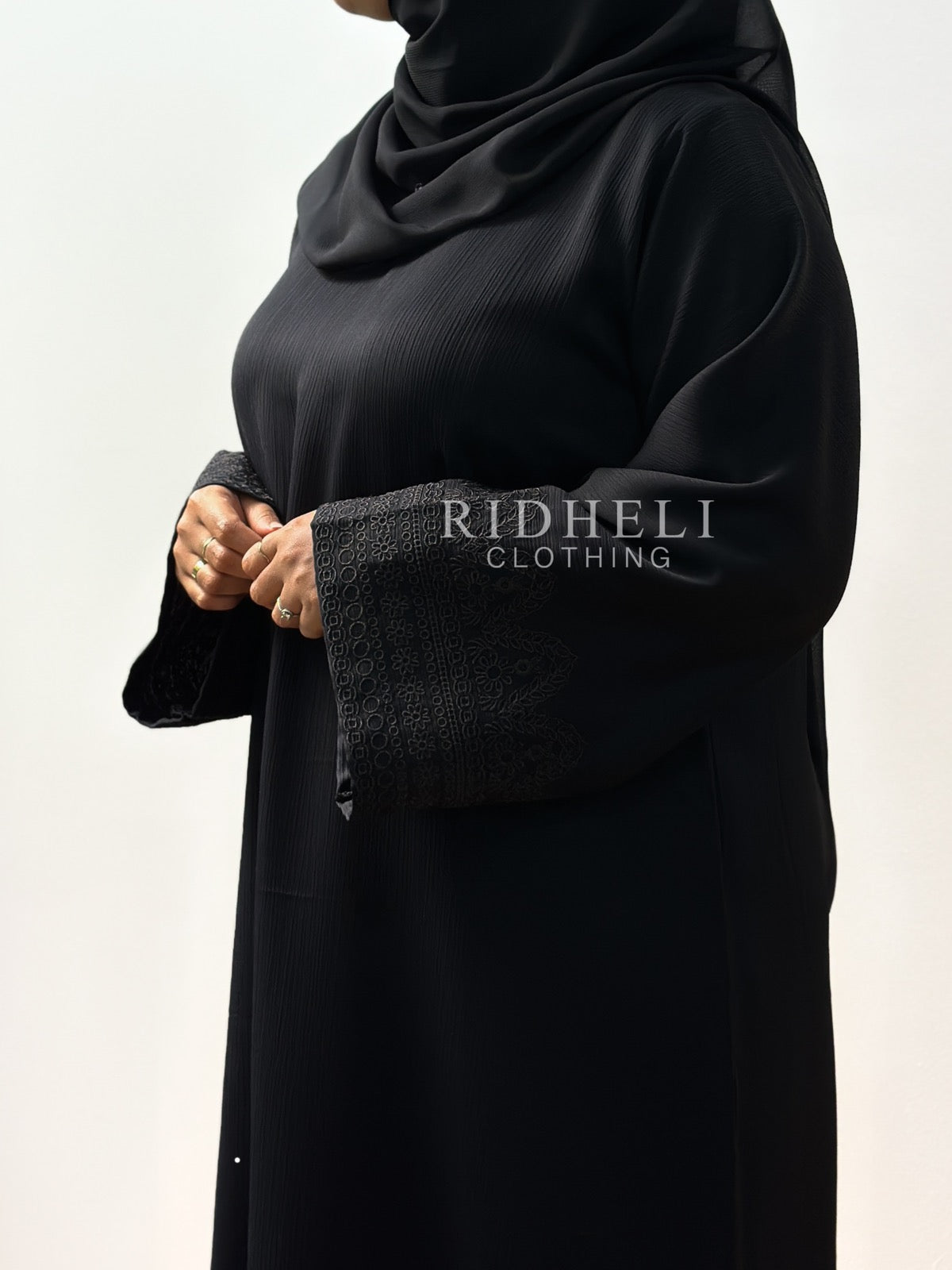 NABA BLACK EMBROIDERY ABAYA