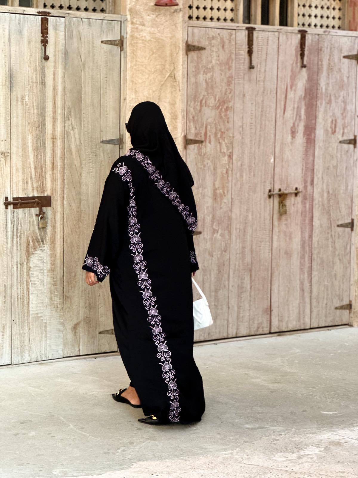 LILAC EMBROIDERY ABAYA