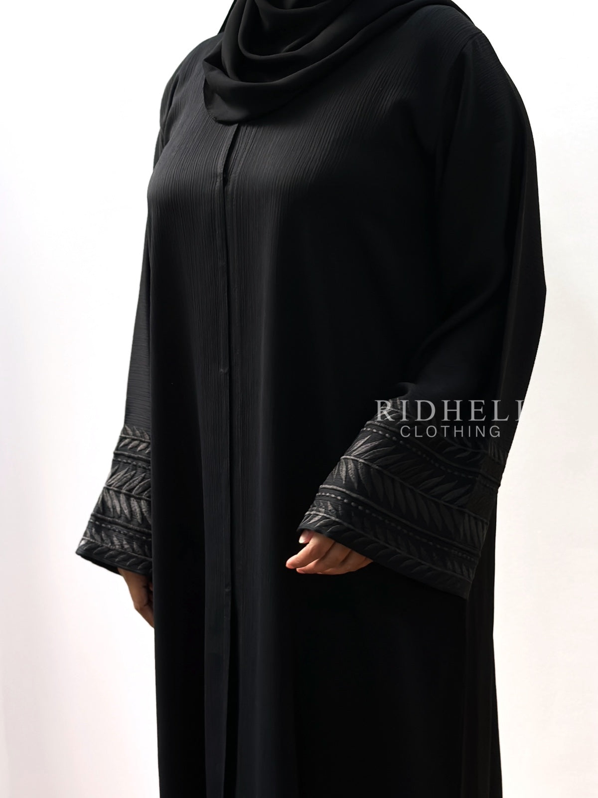 SHABA BLACK EMBROIDERY ABAYA