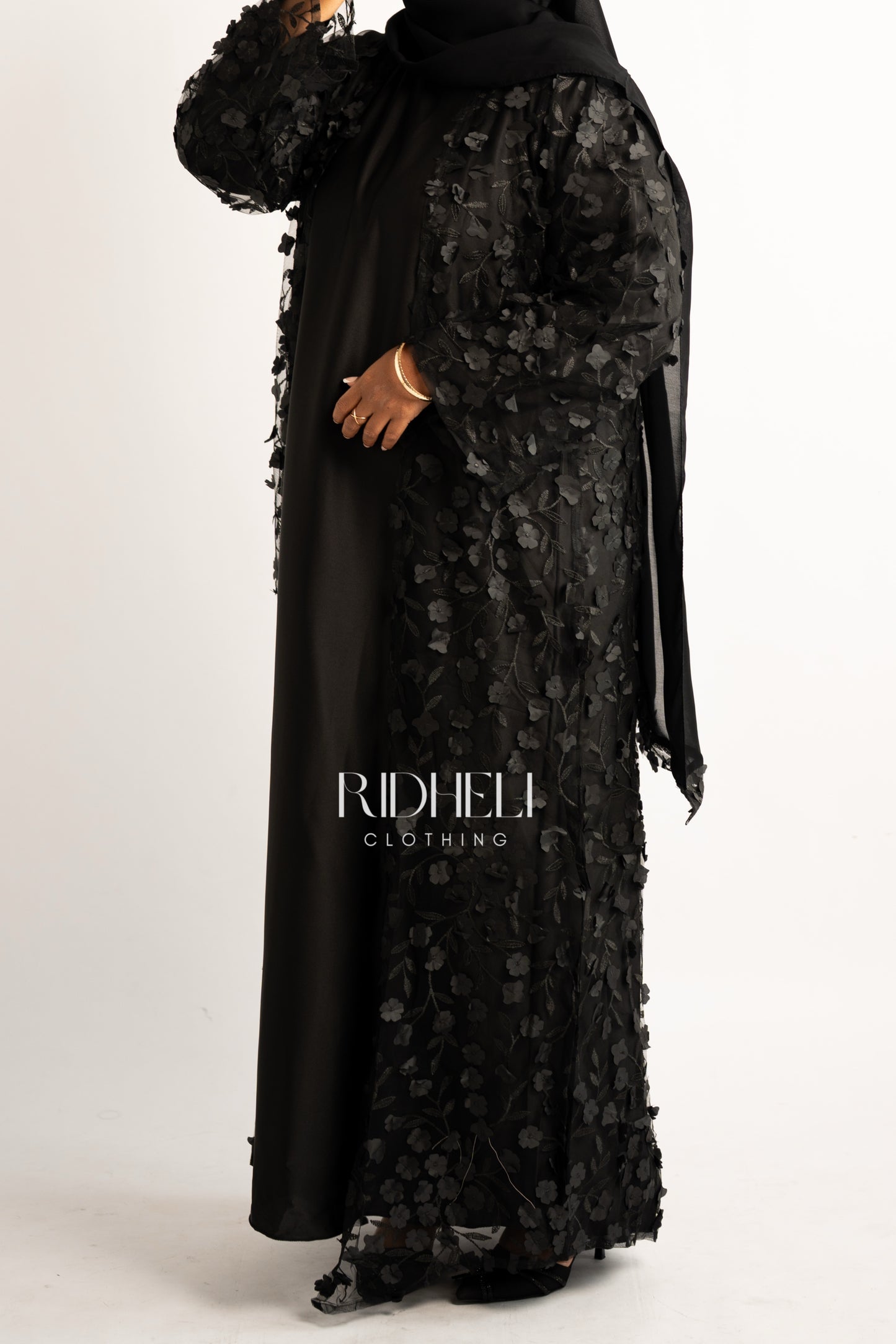 BLACK BLOSSOM CARDIGAN ABAYA