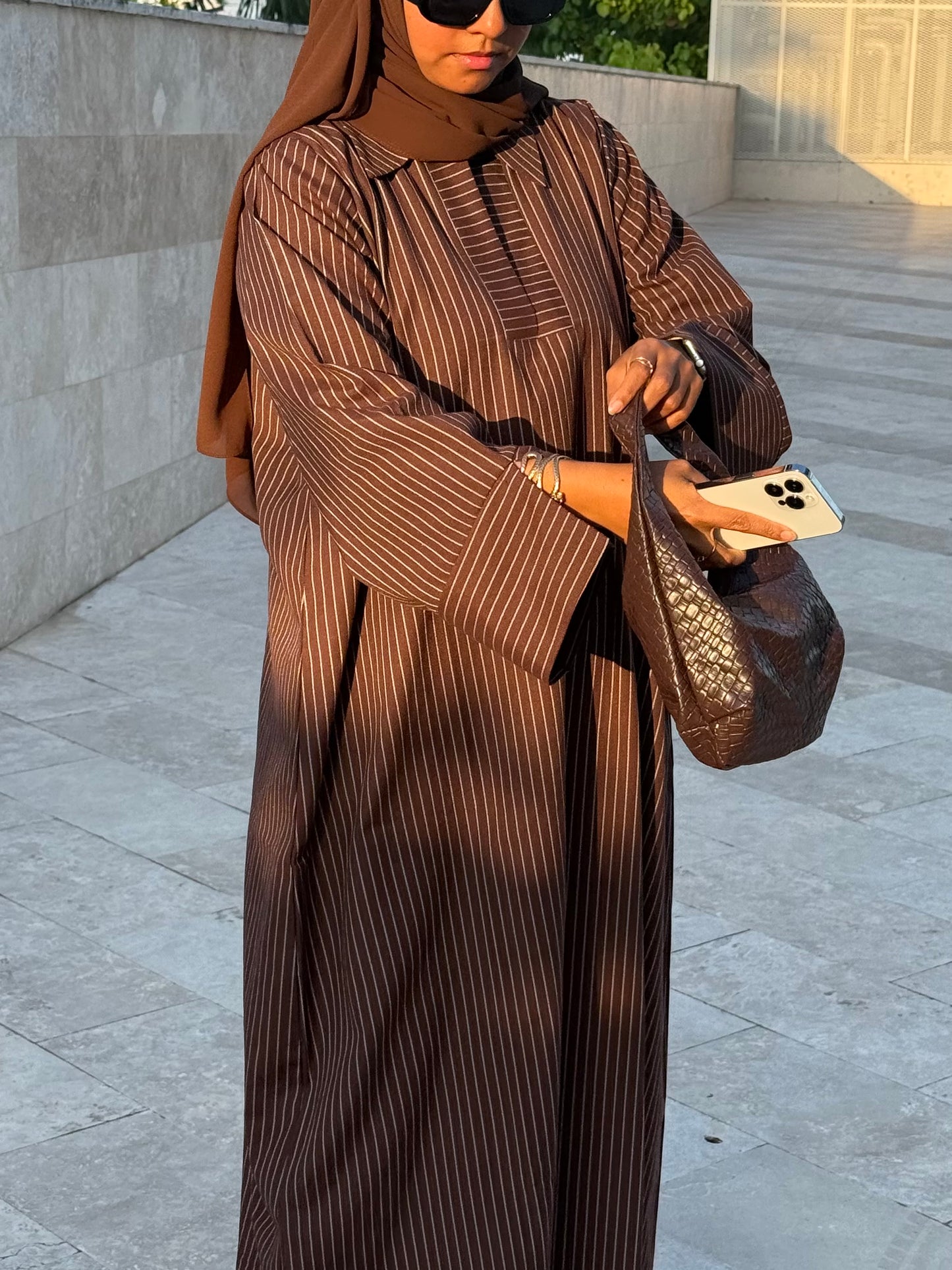 BROWN STRIPE ABAYA