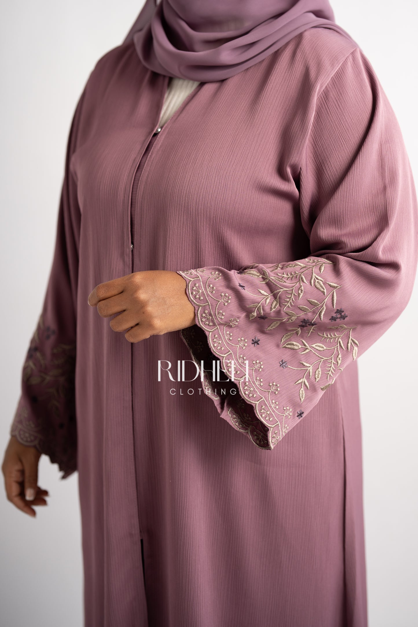 SAMRA PURPLE EMBROIDERD ABAYA