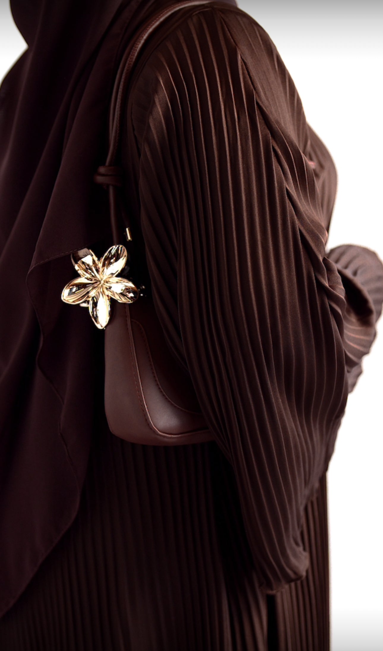PLEATED BROWN ABAYA