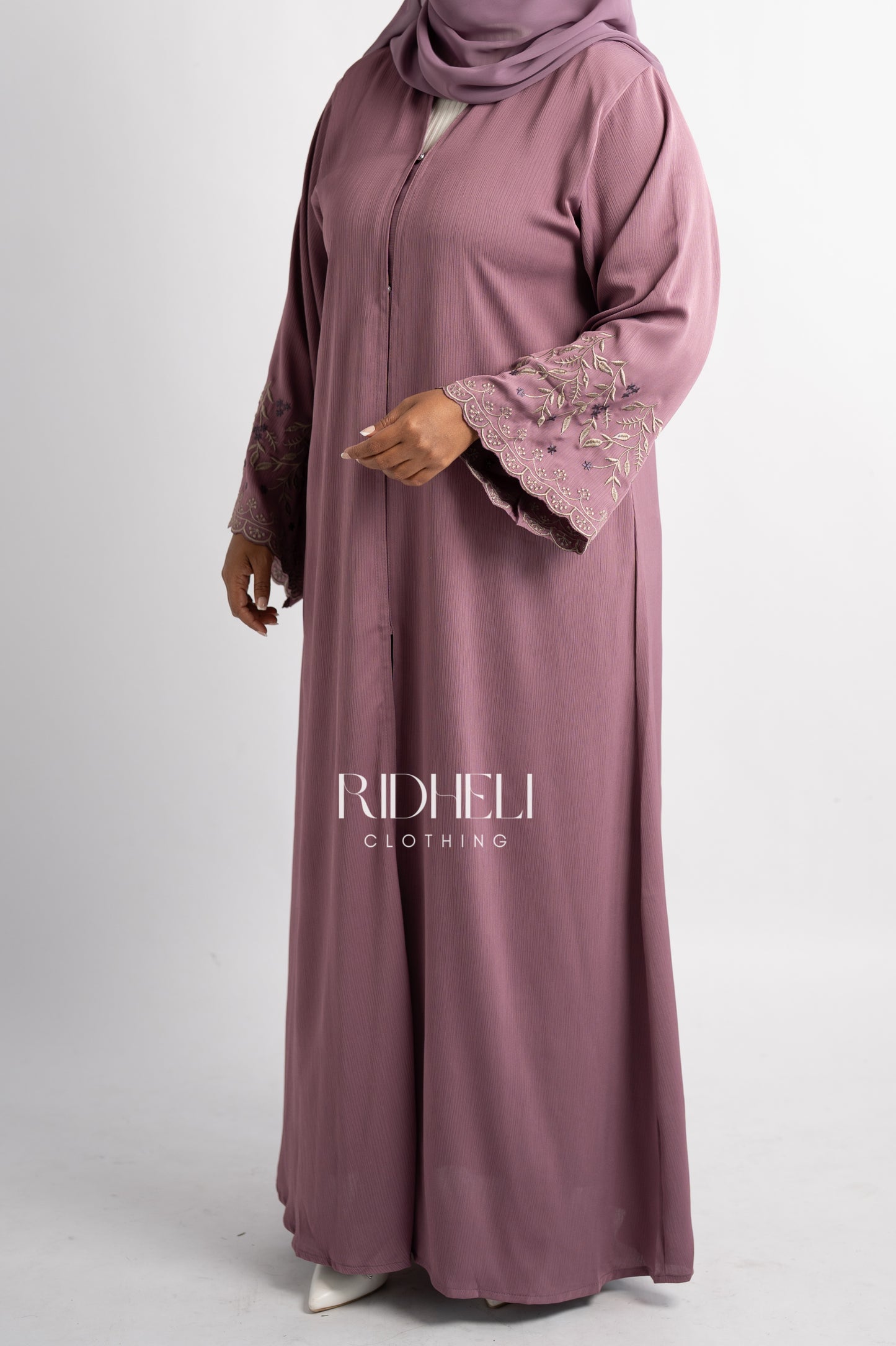 SAMRA PURPLE EMBROIDERD ABAYA