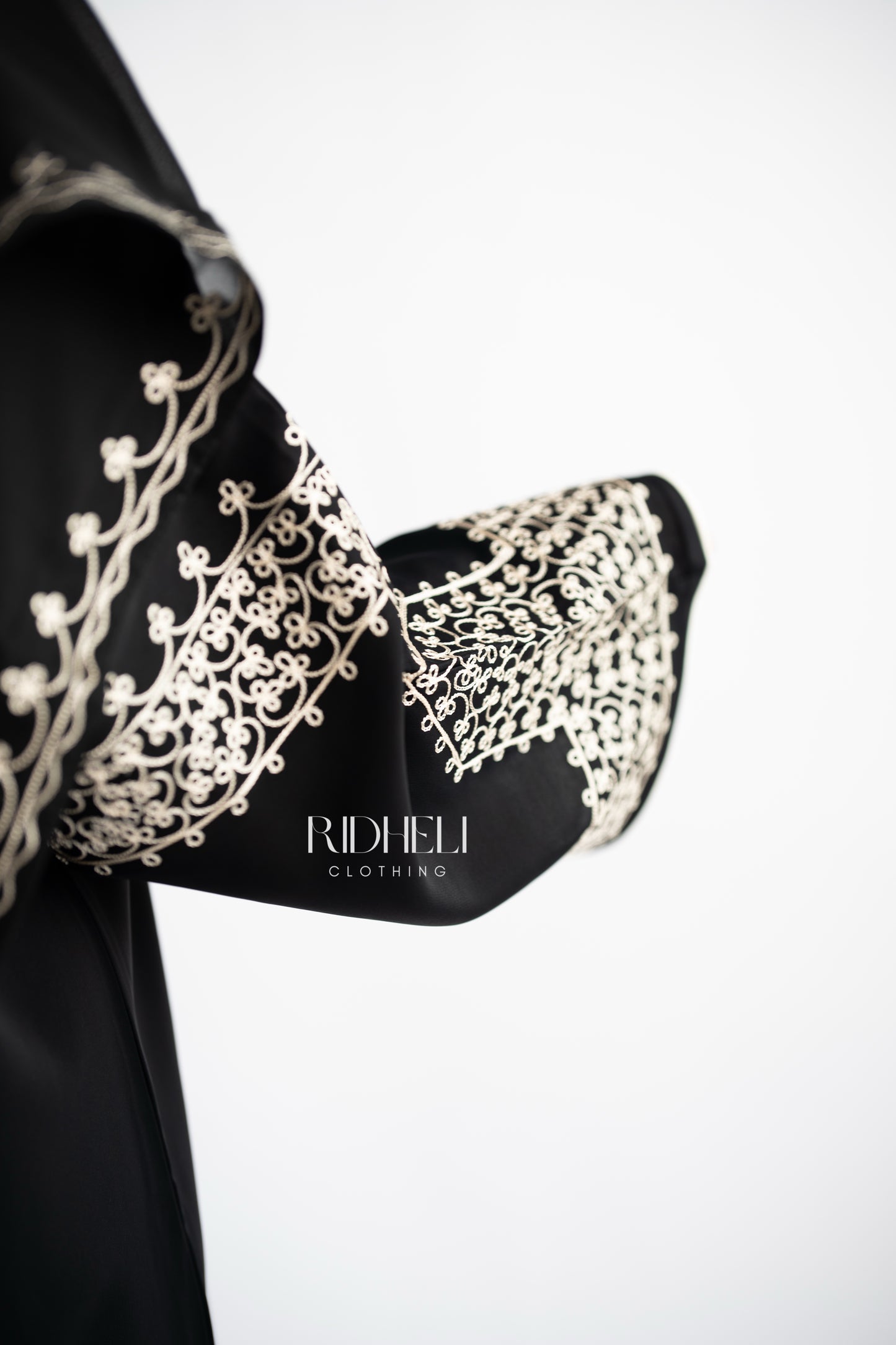 HANEE EMBROIDERY ABAYA