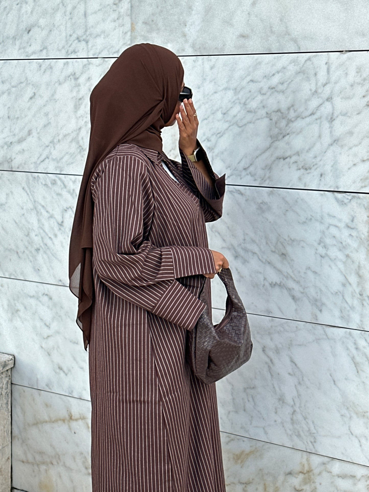 BROWN STRIPE ABAYA