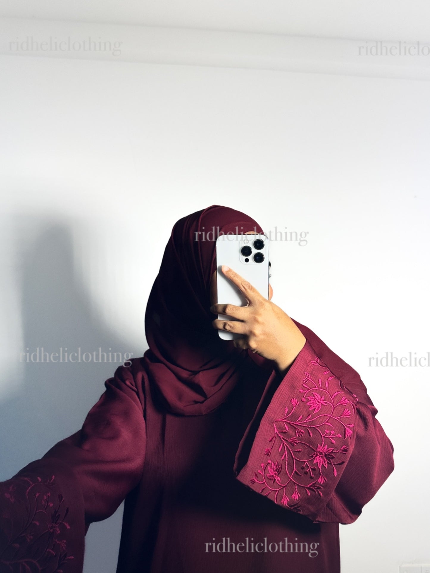 ALIRA RED EMBROIDERY ABAYA