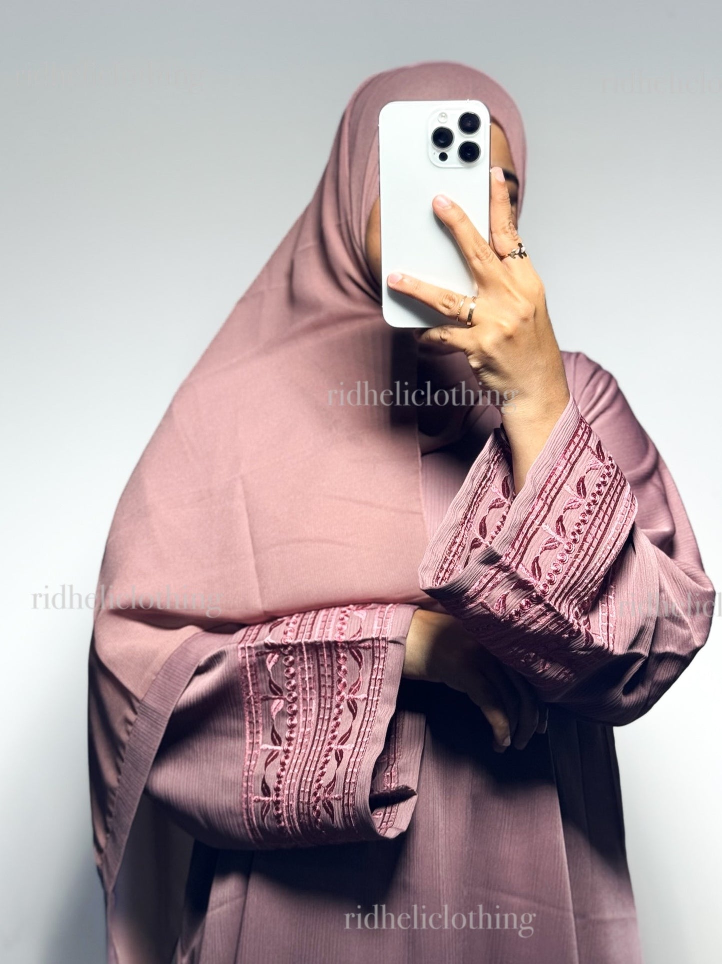 LEA PINK EMBROIDERY ABAYA