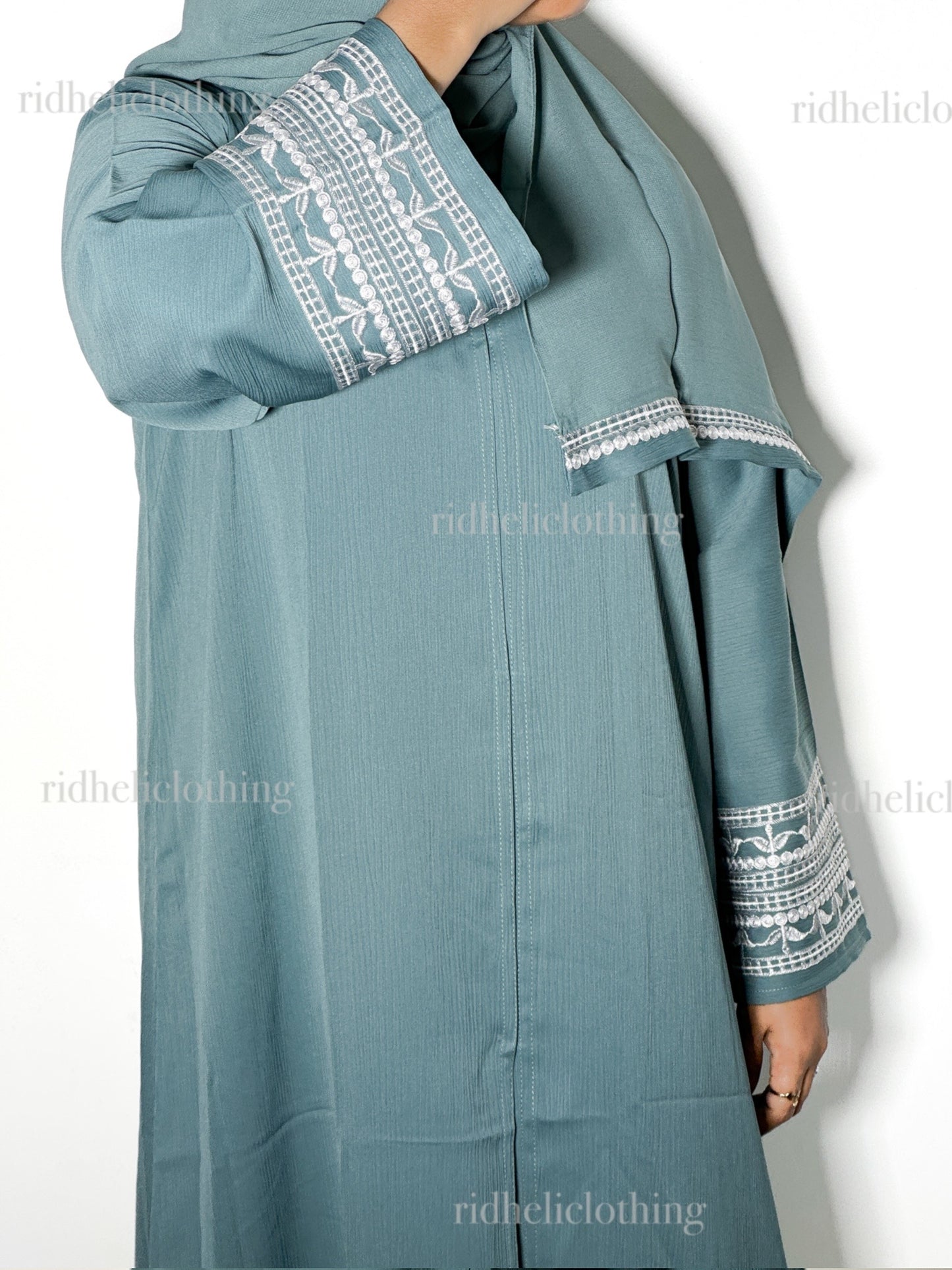 LEA BLUE EMBROIDERY ABAYA