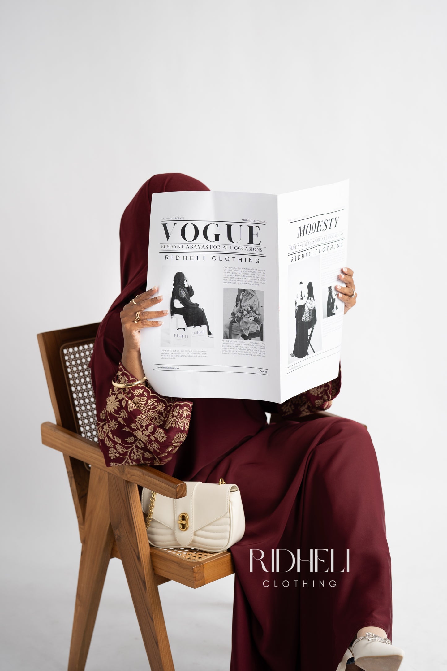 AMILA DARK RED EMBROIDERY ABAYA