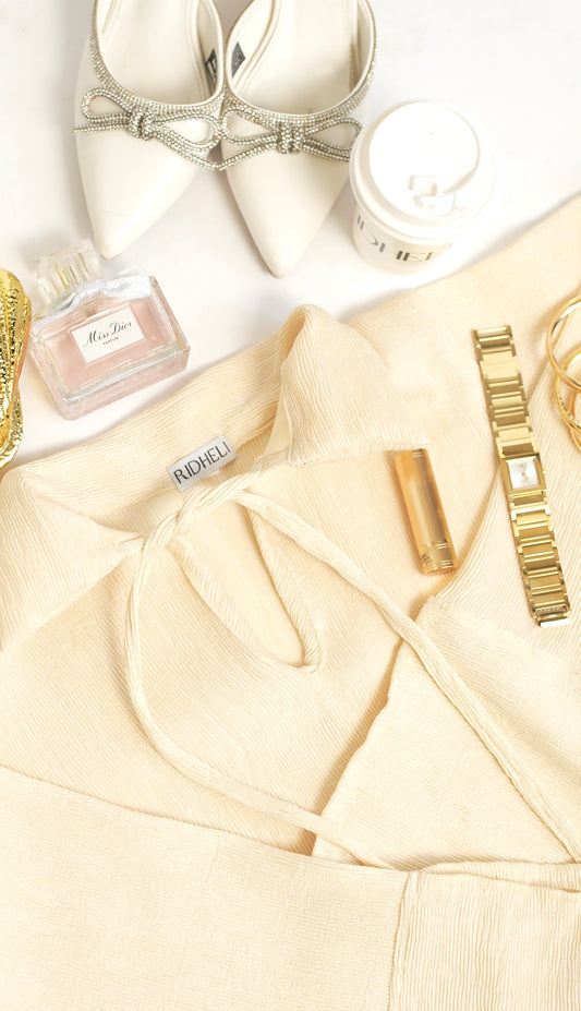 LIGHT YELLOW CREPE ABAYA