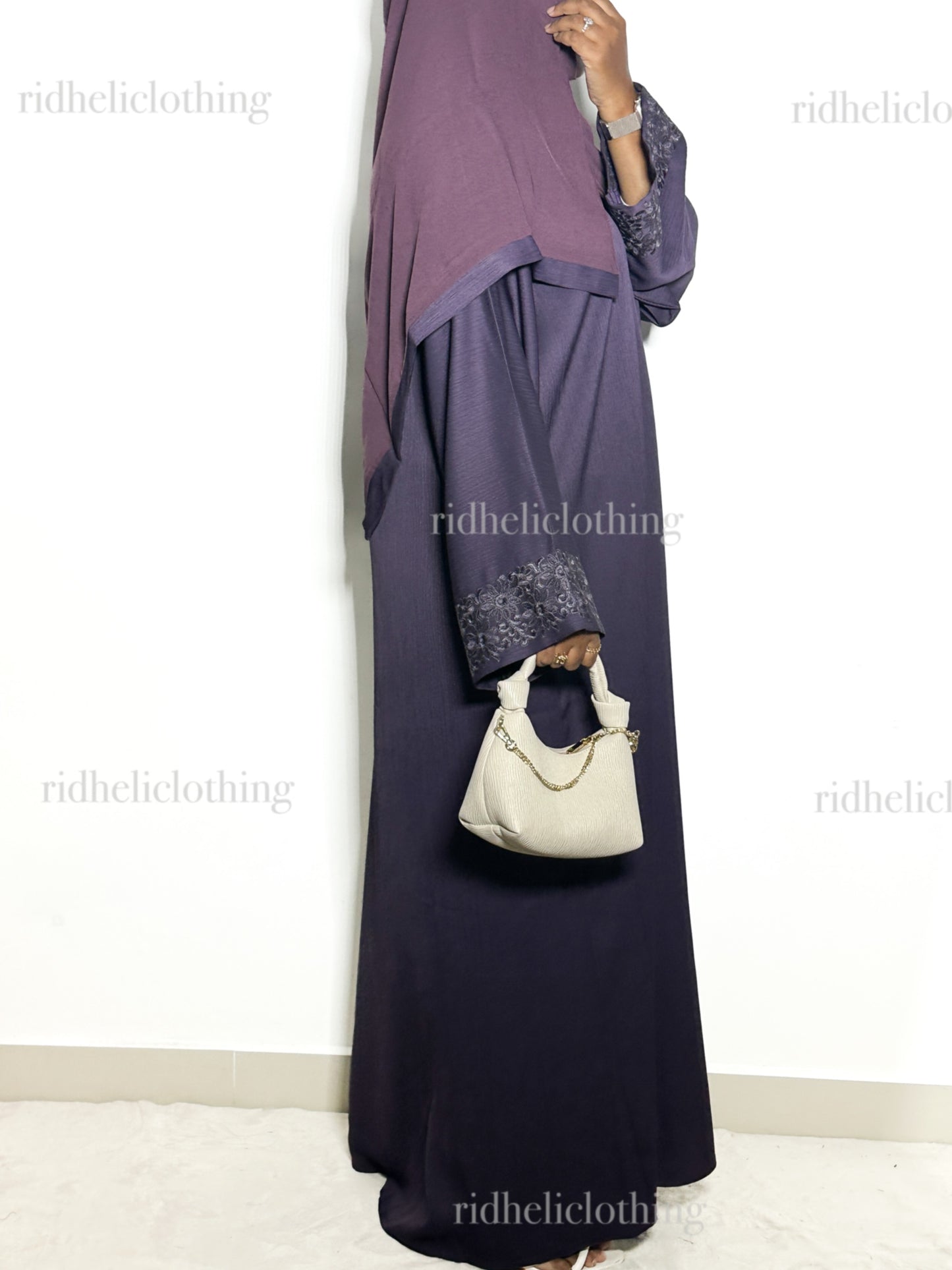 REFA PURPLE EMBROIDERY ABAYA