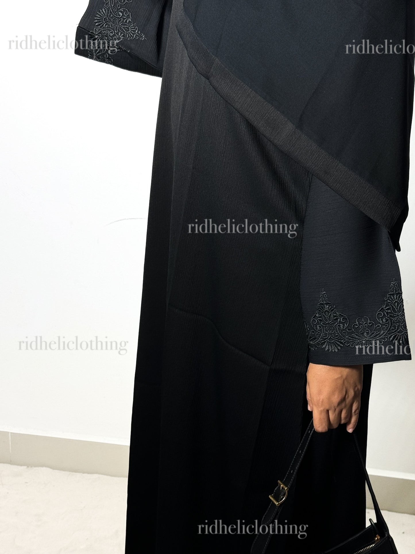 AMALA EMBROIDERY ABAYA