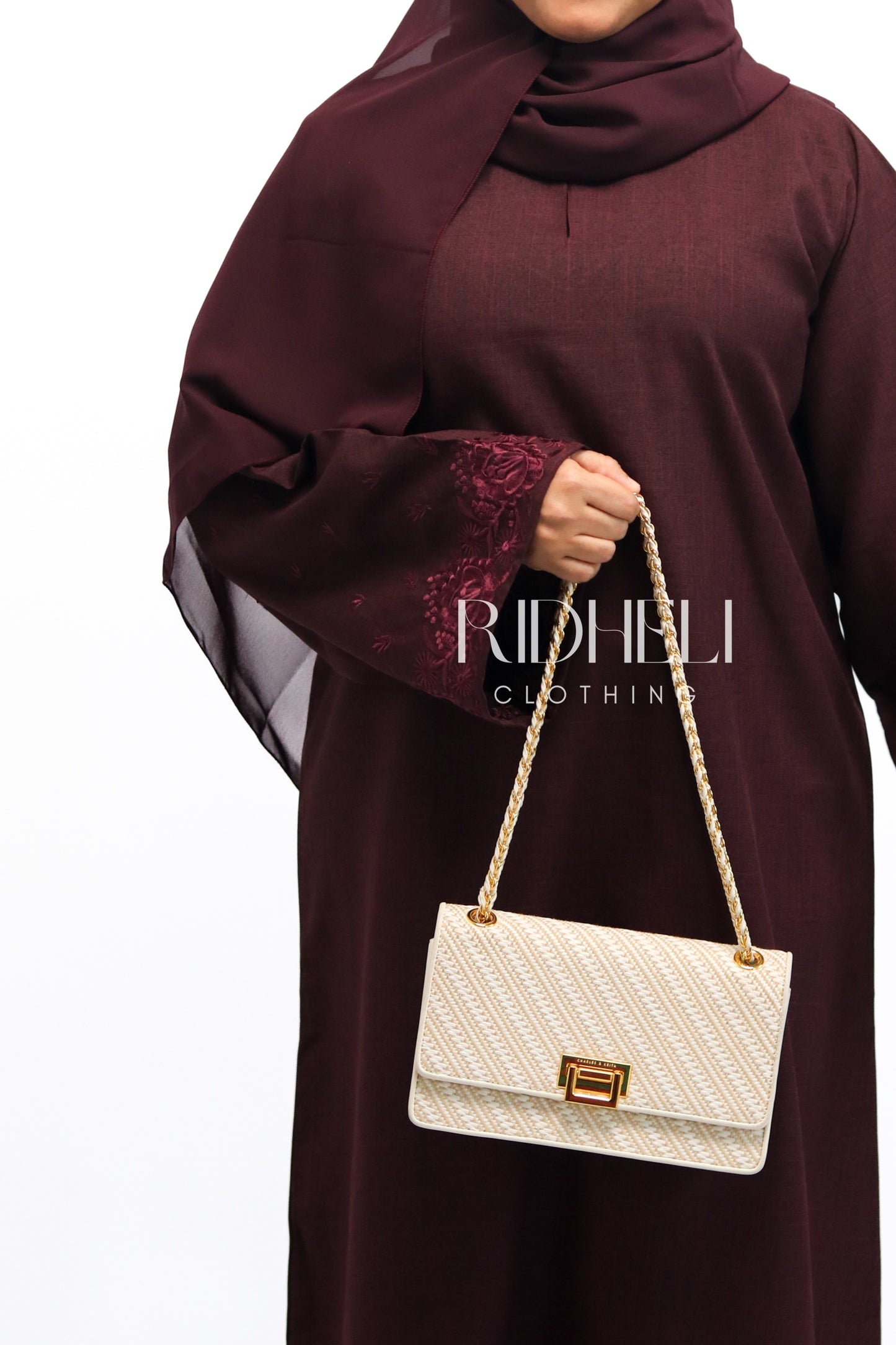 ASHI LINEN MAROON ABAYA