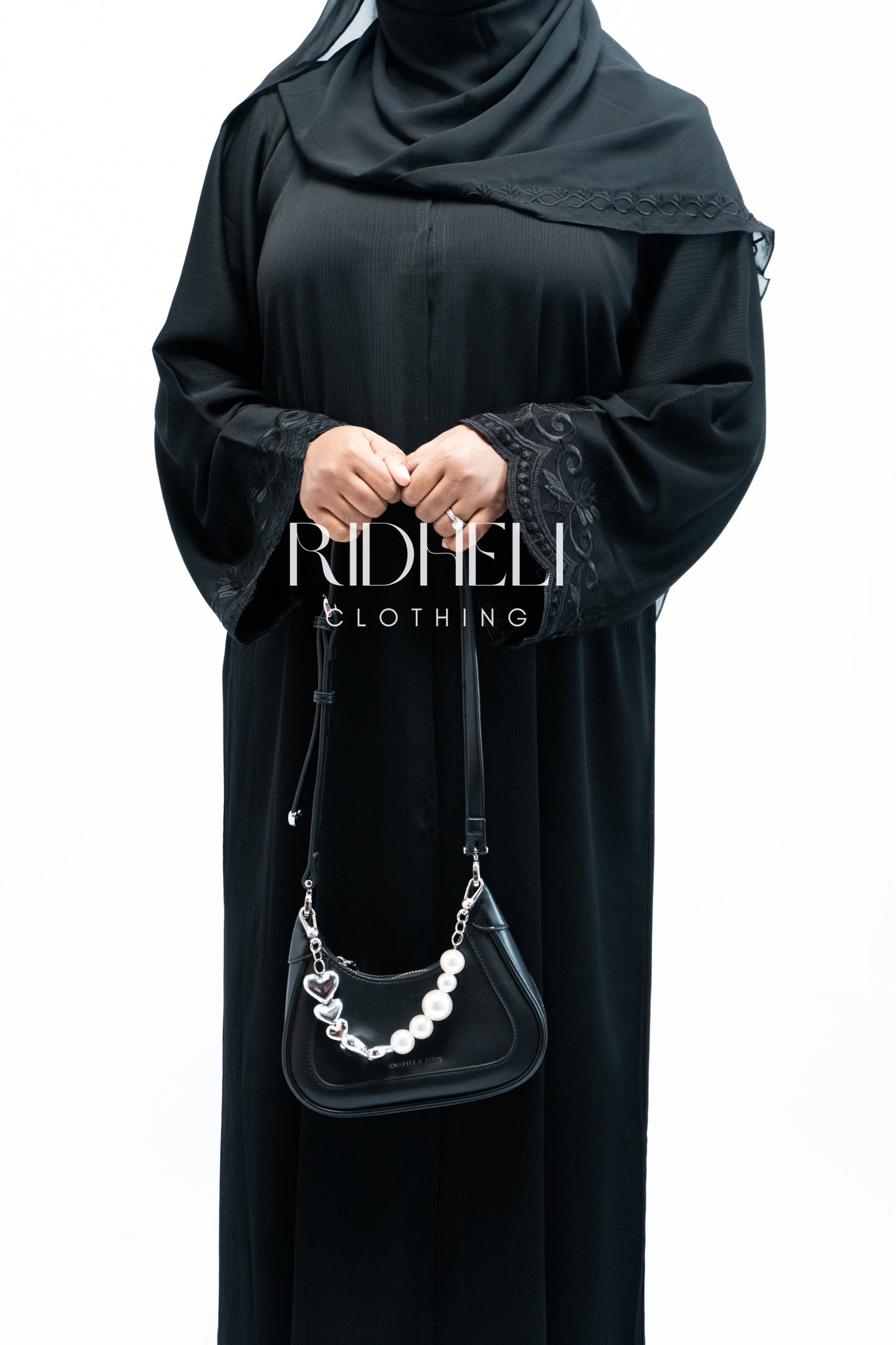 SAMAWI BLACK EMBROIDERY ABAYA