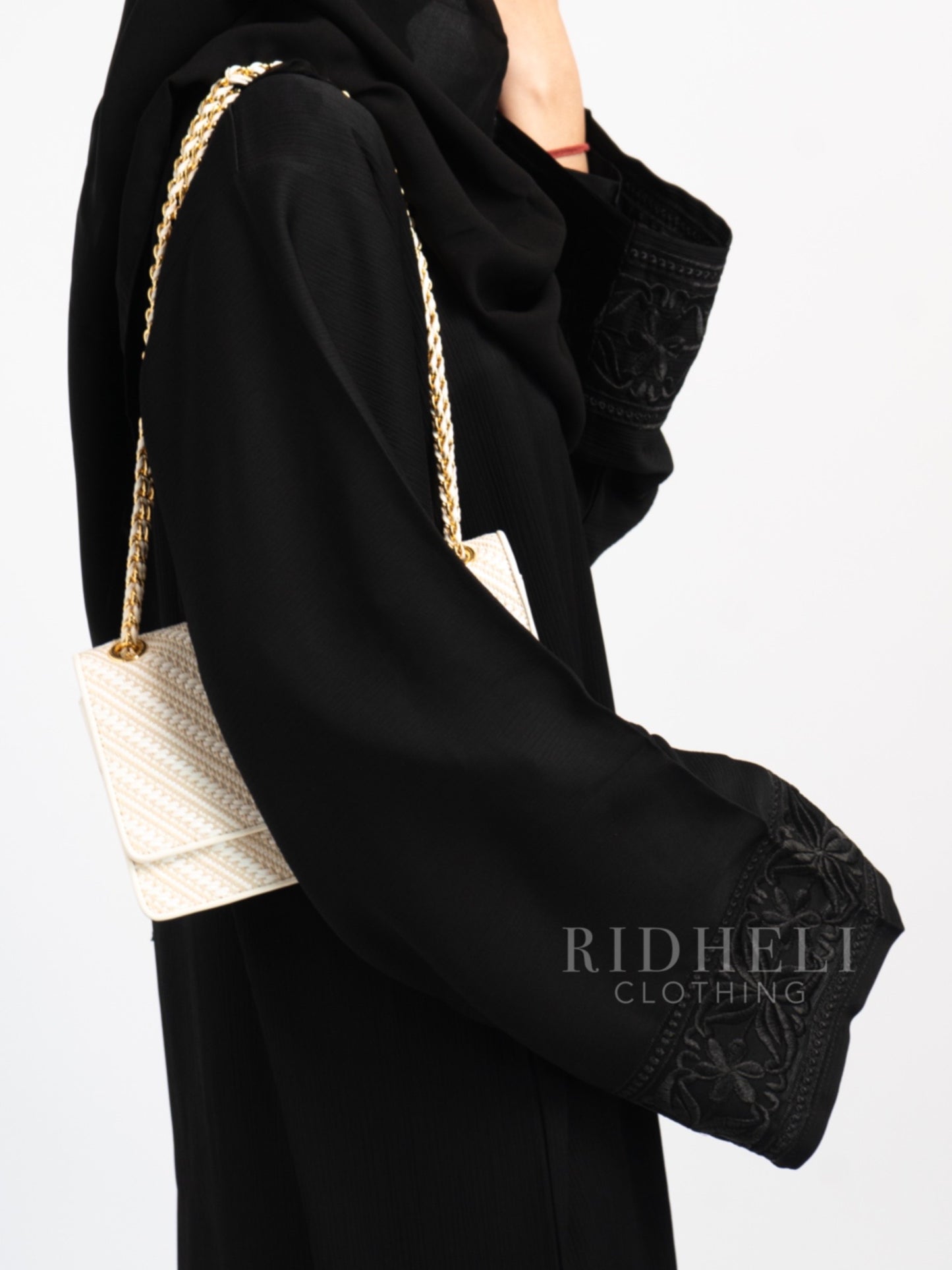 KIERA BLACK EMBROIDERY ABAYA