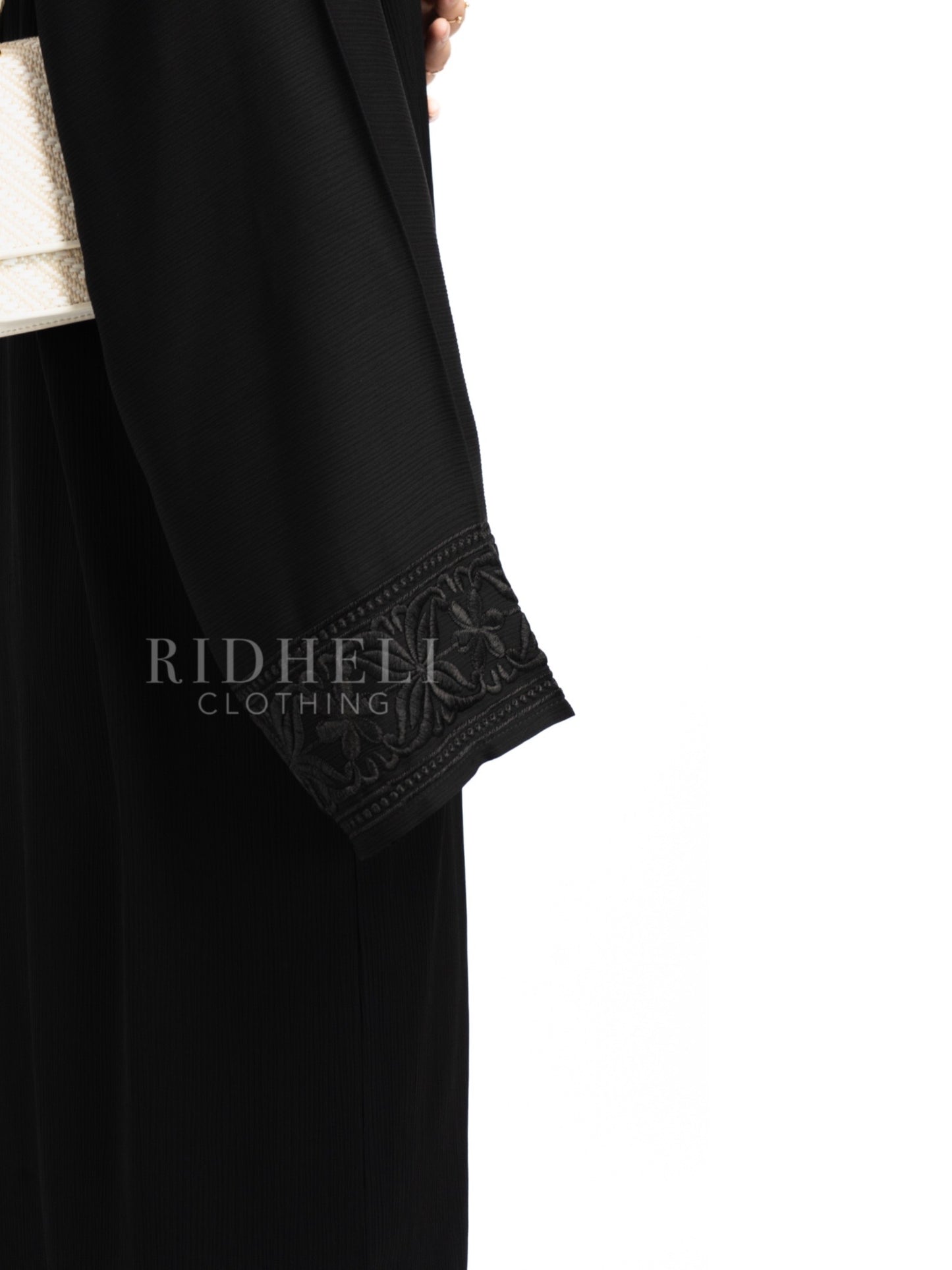 KIERA BLACK EMBROIDERY ABAYA