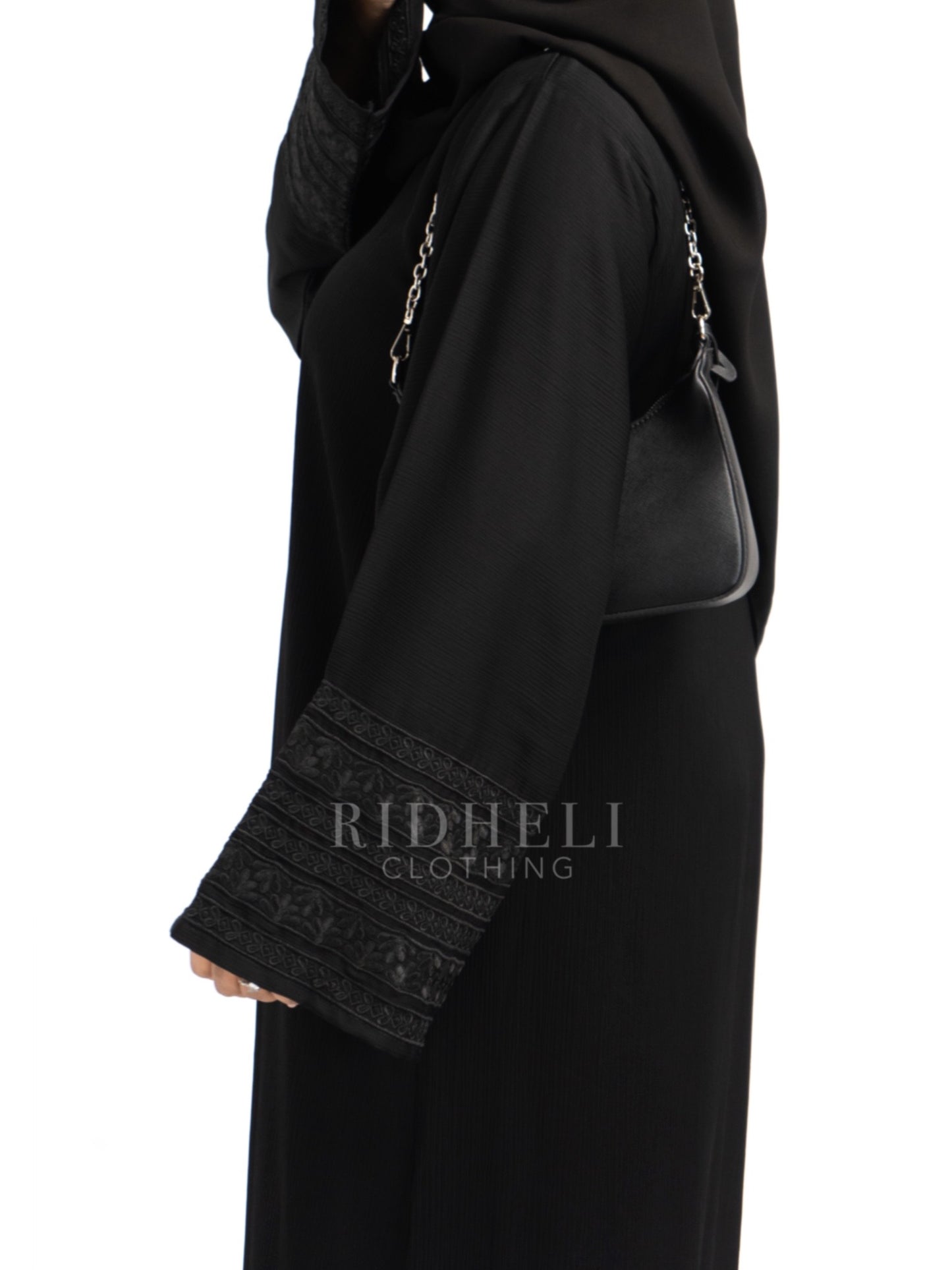 NOURA BLACK EMBROIDERY ABAYA