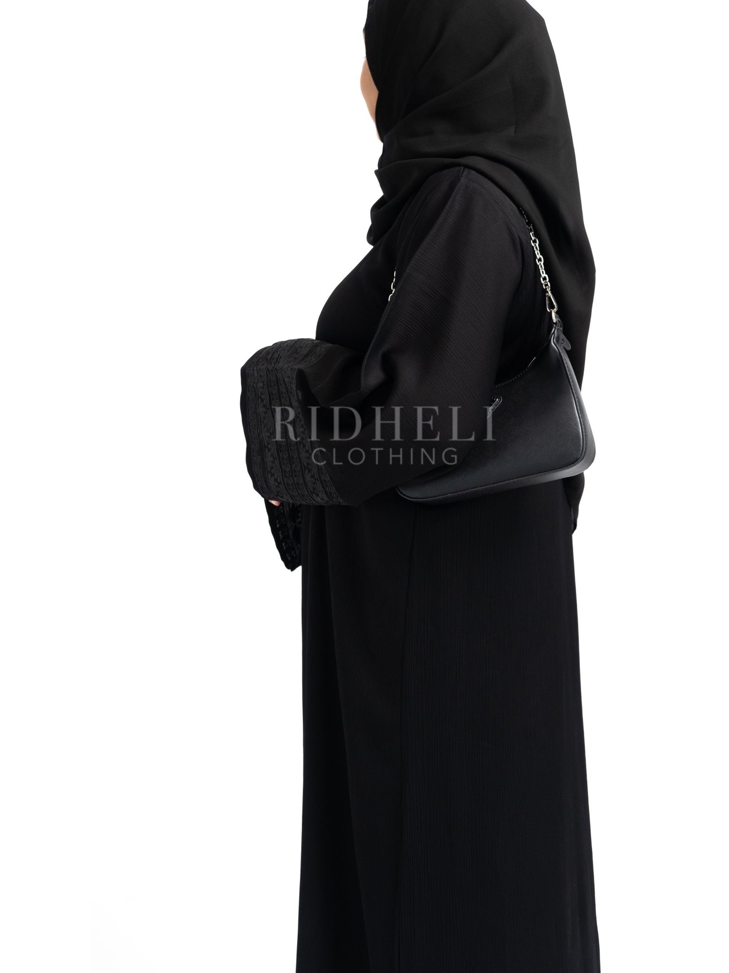 NOURA BLACK EMBROIDERY ABAYA