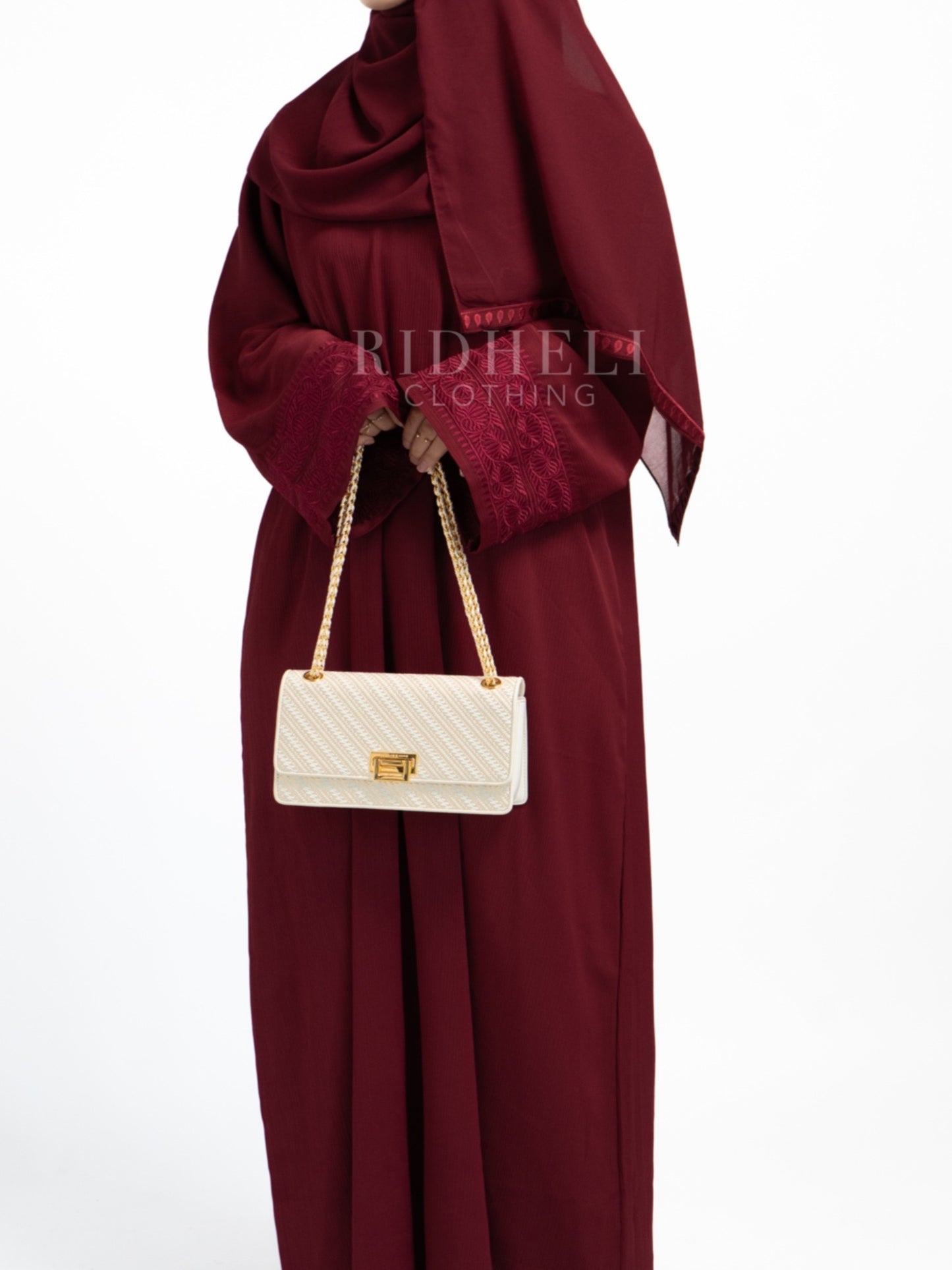 SANAA RED EMBROIDERY ABAYA