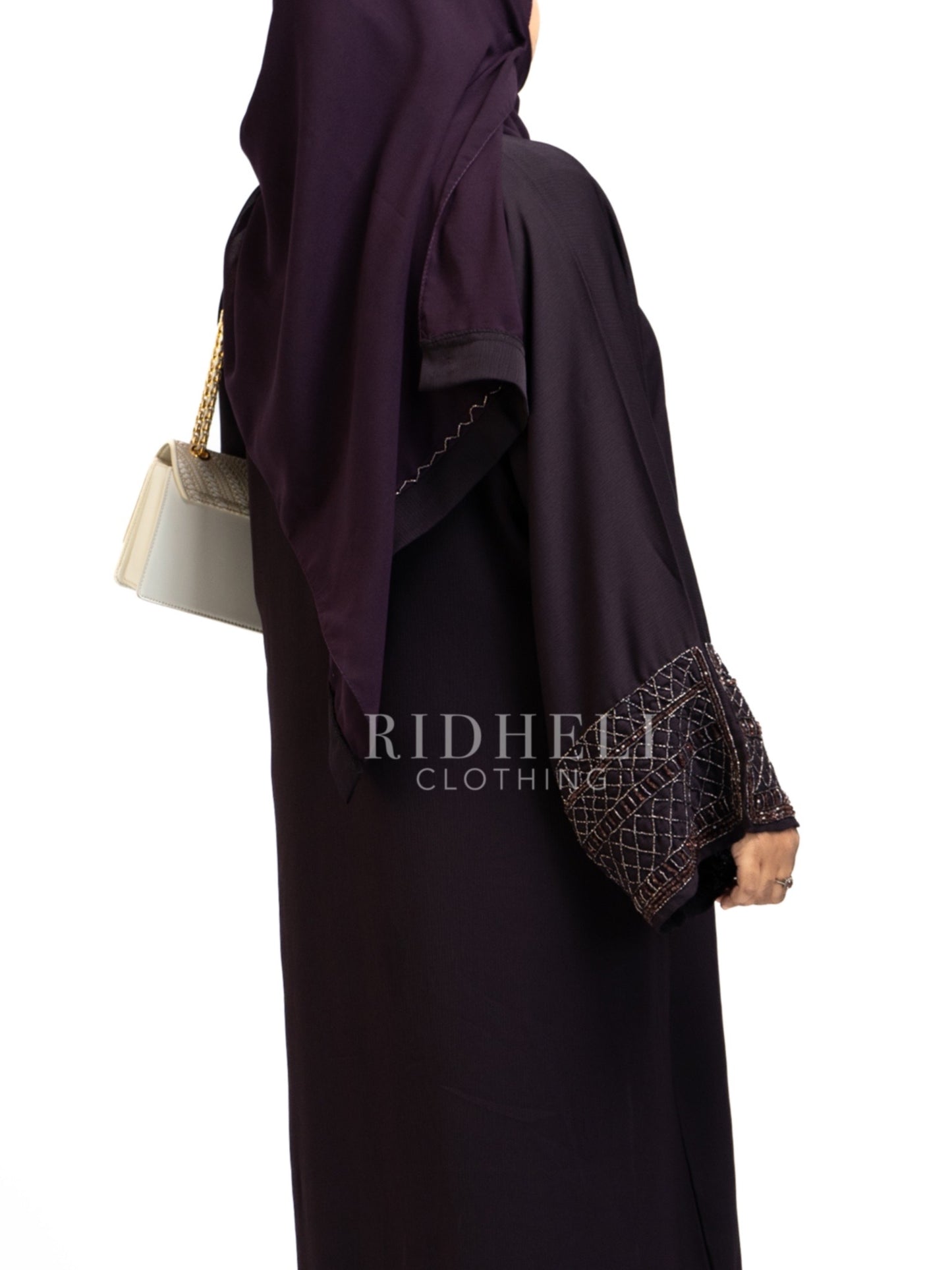 NAYSA PURPLE BEADED ABAYA