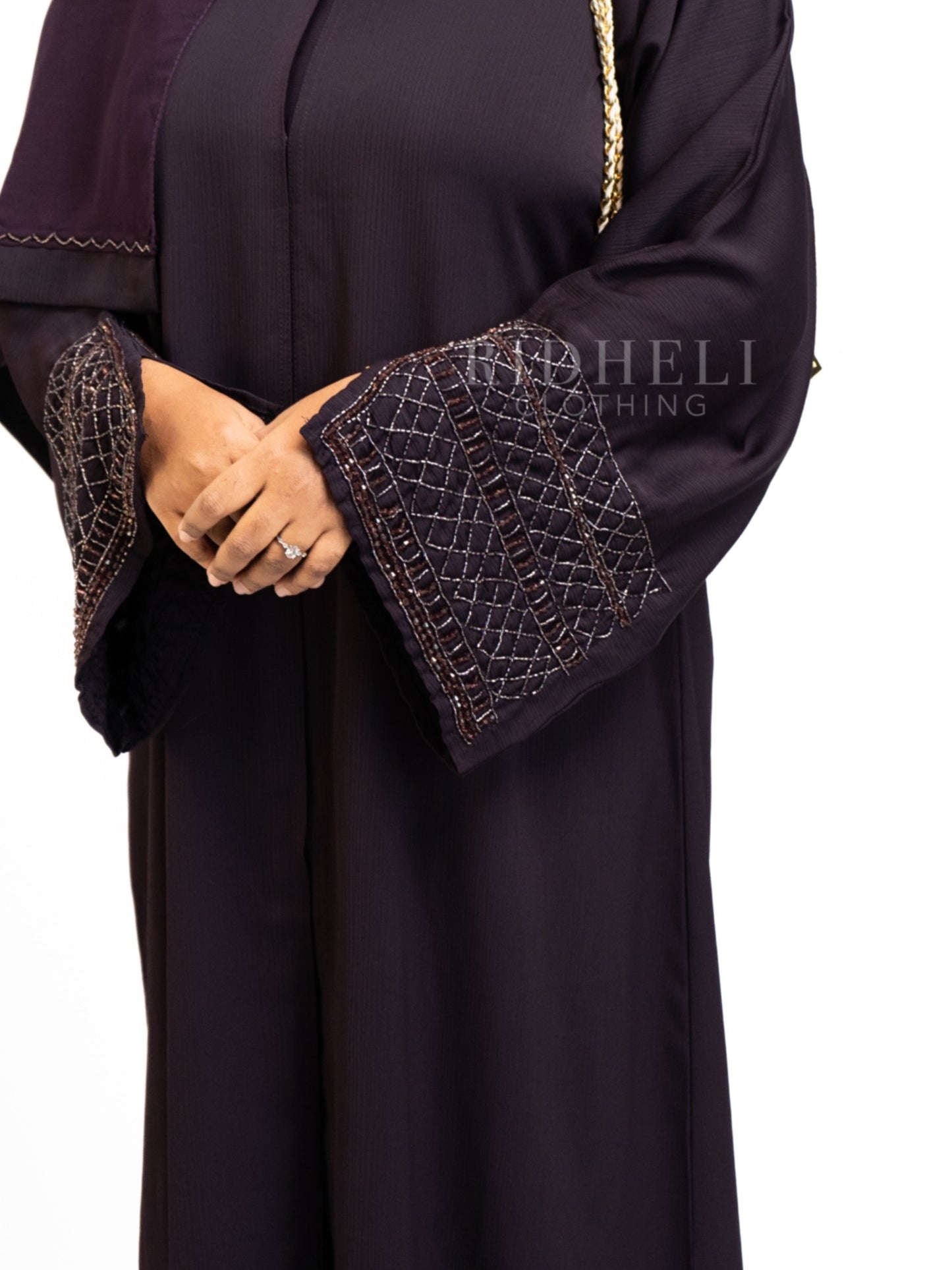 NAYSA PURPLE BEADED ABAYA