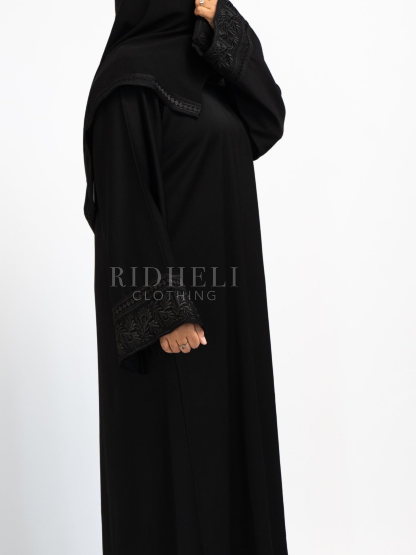 SALIMA BLACK EMBROIDERY ABAYA