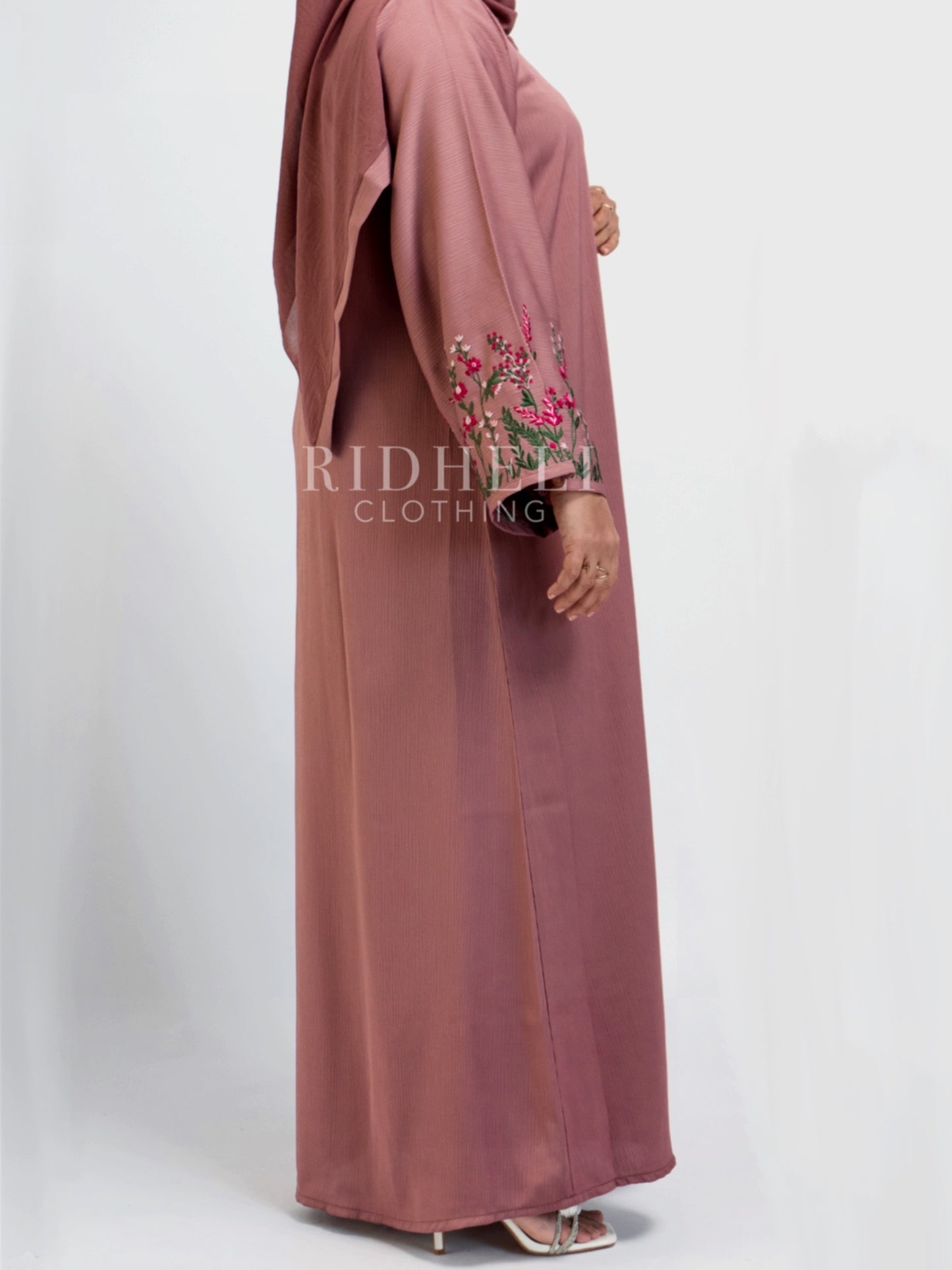 KAILA PINK FLORAL ABAYA